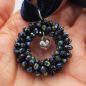 Preview: Kette aus blauem Samt mit Perlenkringel
