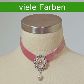Samt-Kette, Medaillon mit getrockneten Blüten, Süßwasserperle