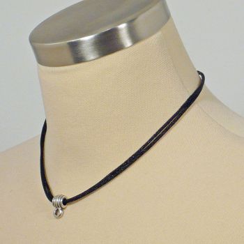 schwarze Basis-Kette für Anhänger