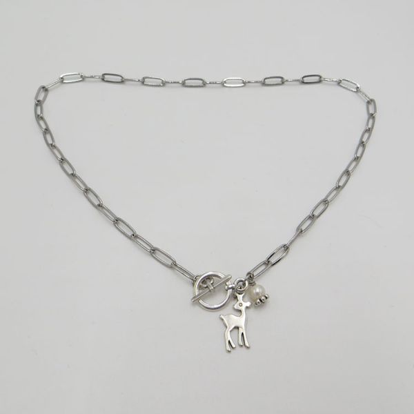 grobe Kette mit Reh und Süßwasserperle