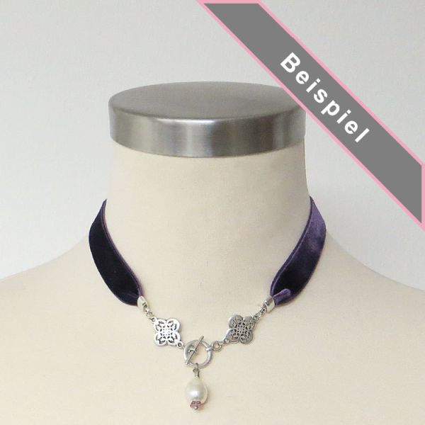 Samtkette Violett mit Perle
