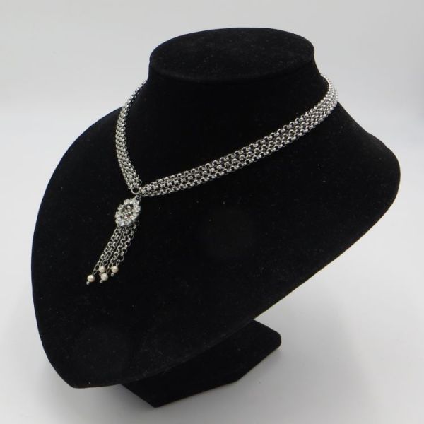 Kette mit Dekoelement